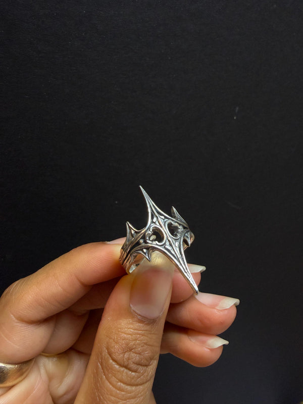Dark Crown Gothic Ring – Architectural Silver Design