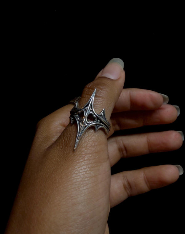 Dark Crown Gothic Ring – Architectural Silver Design